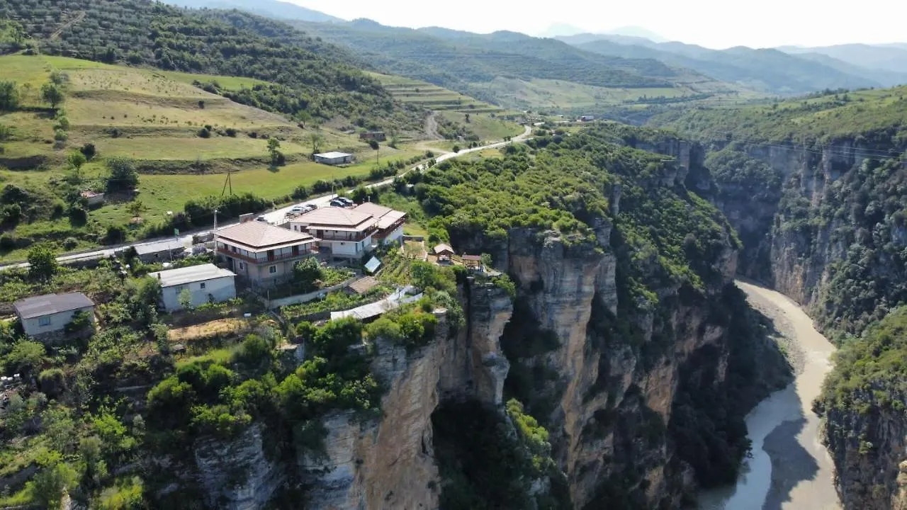 Guest House Bracaj Zhaban