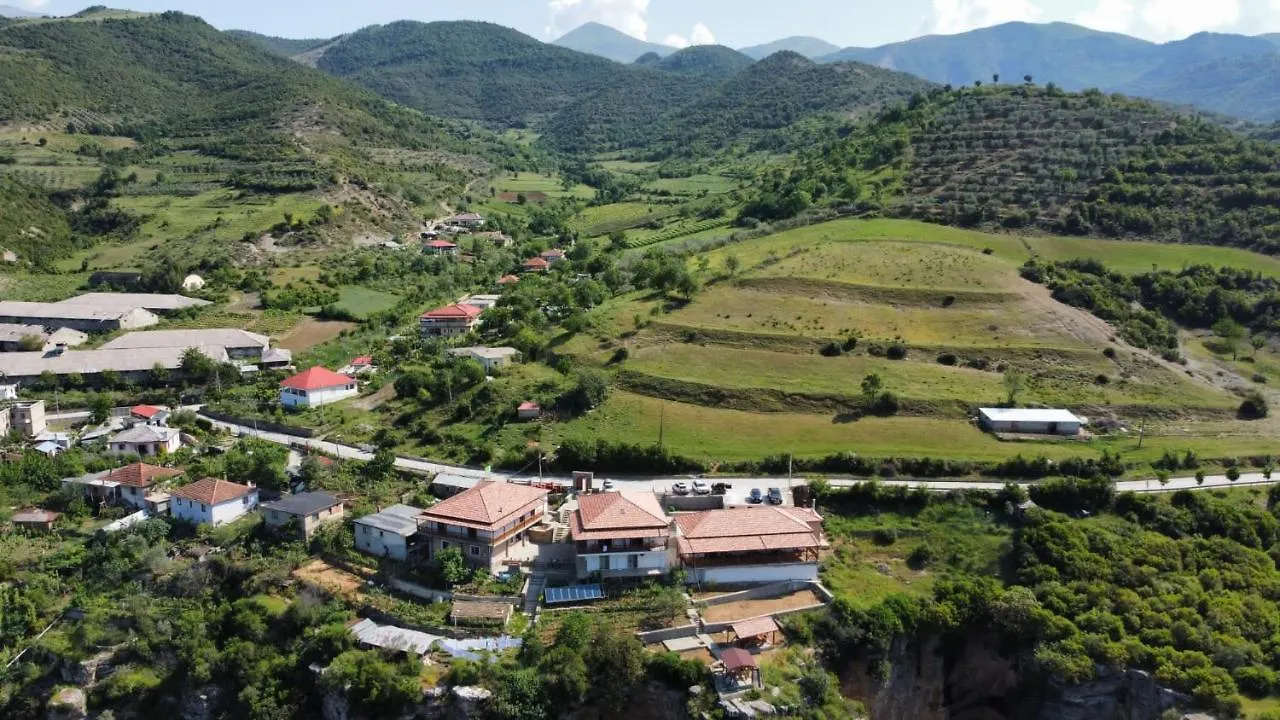 Guest House Bracaj Zhaban