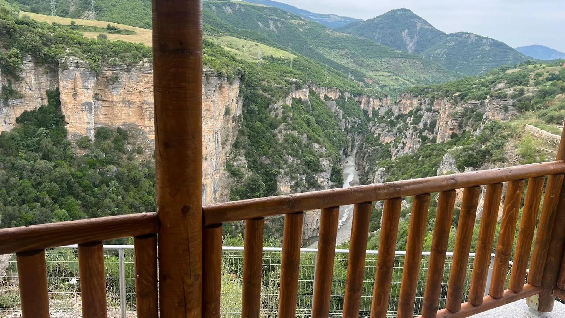 Guest House Bracaj Corovode