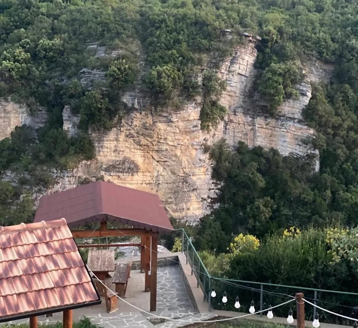 Guest House Bracaj Zhaban