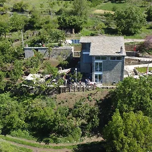  Hotel Xhaferri