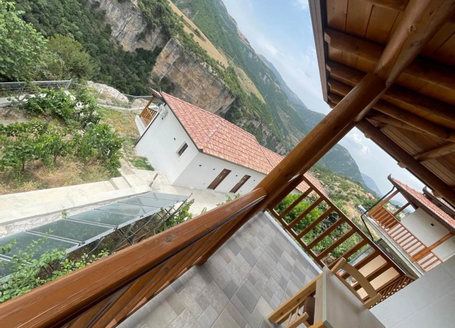 Guest House Bracaj Zhaban
