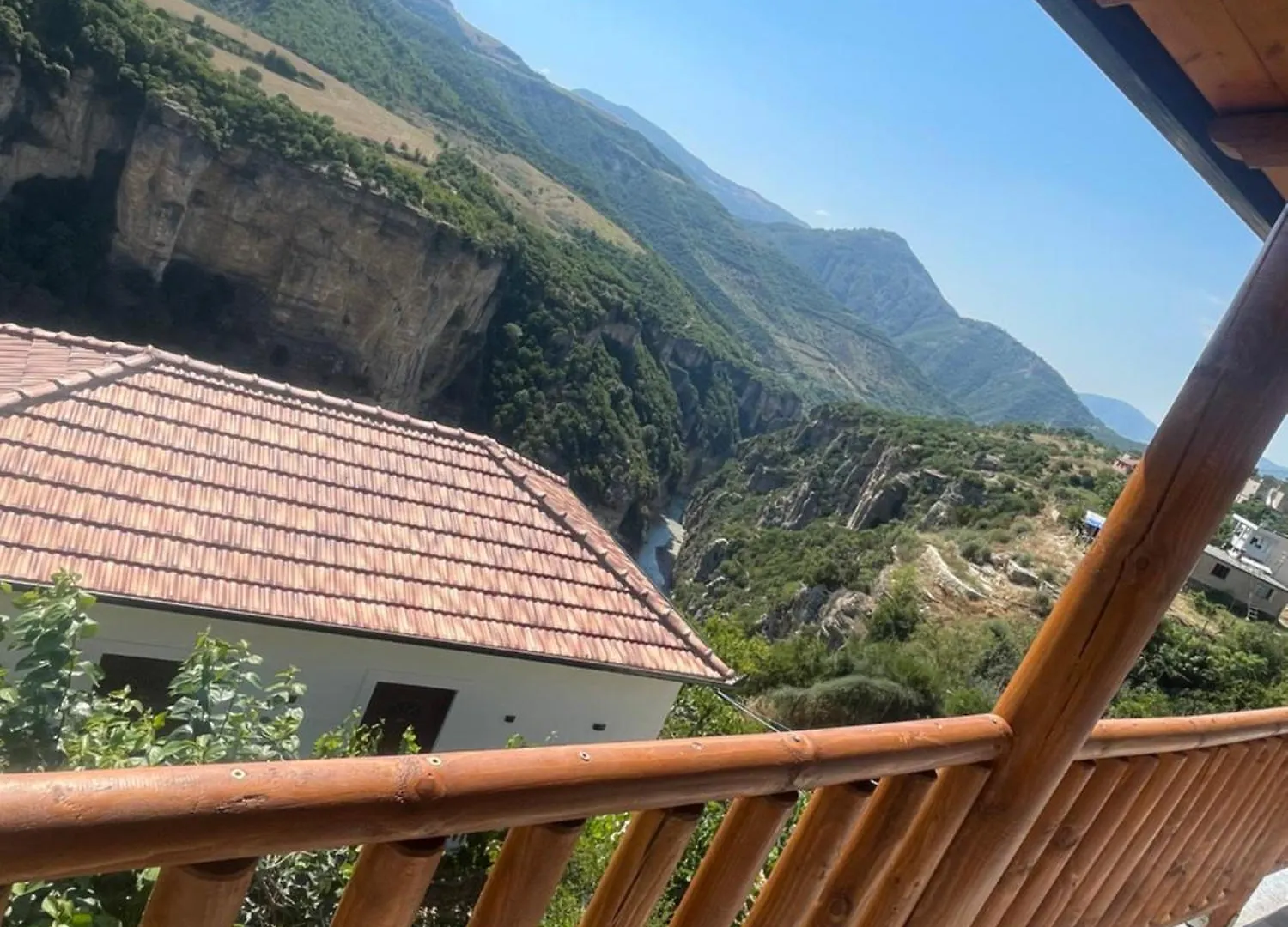 Guest House Bracaj Zhaban